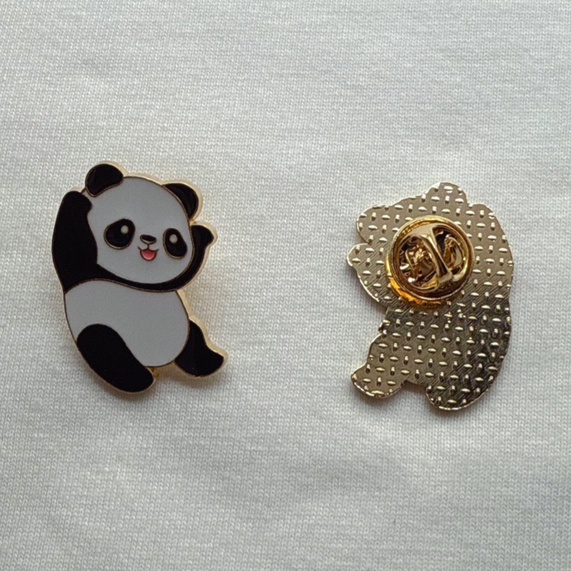 6 badges en forme de panda de  - Supply Event avis et prix